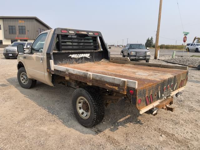 Image of Ford F-250 equipment image 2