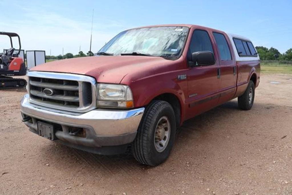 2002 Ford F-350 Equipment Image0