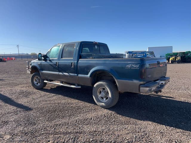 Image of Ford F-350 equipment image 3