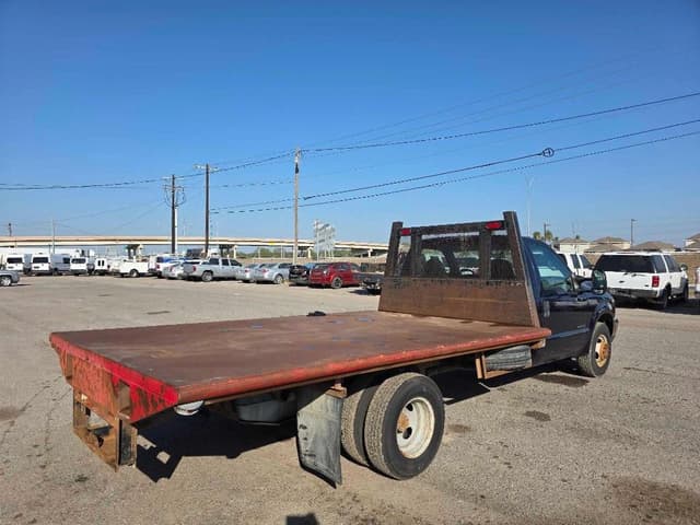 Image of Ford F-150 equipment image 4