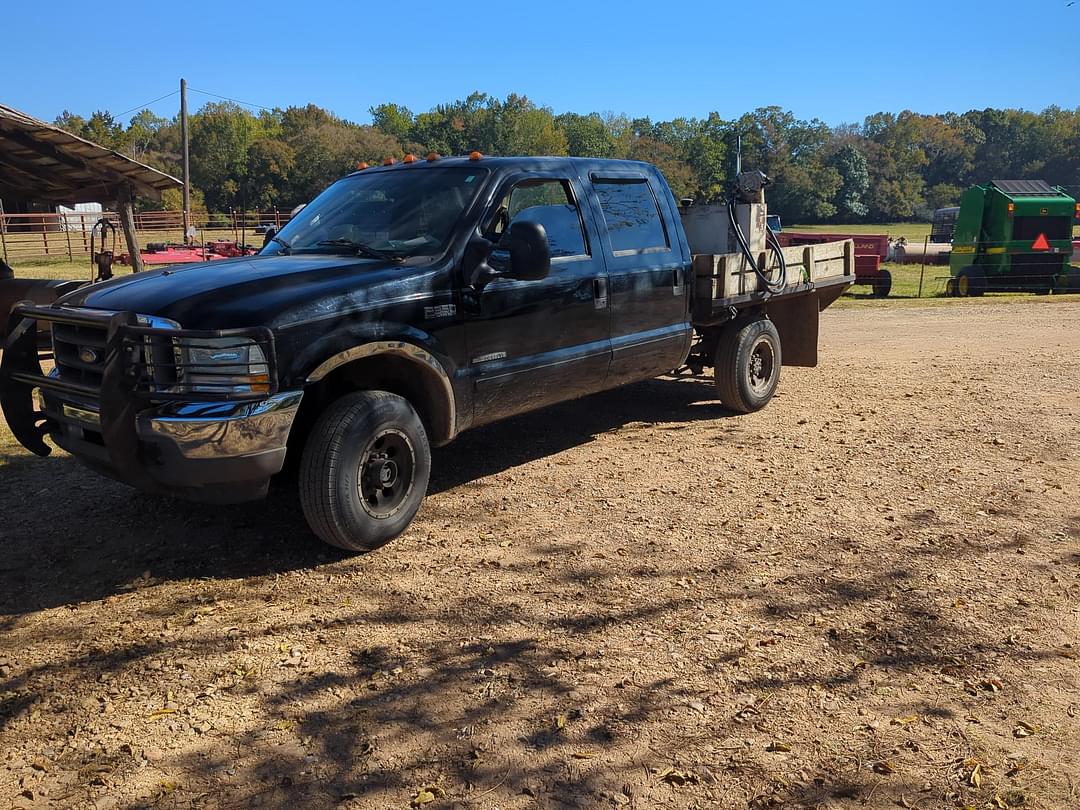 Image of Ford F-350 Primary image