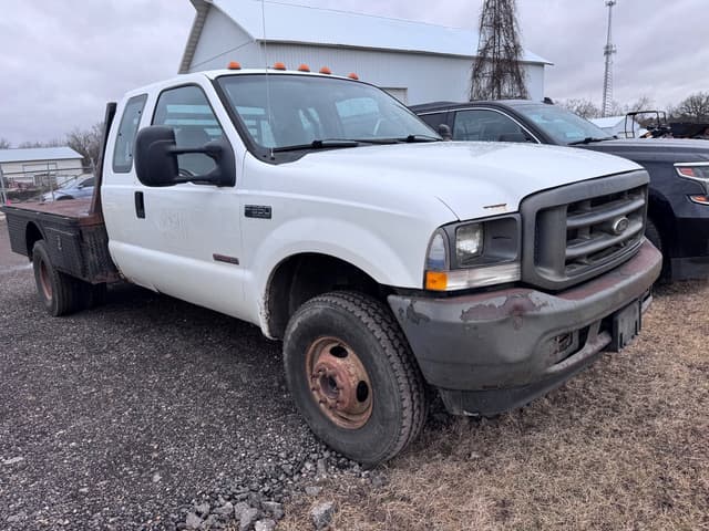 Image of Ford F-350 equipment image 2