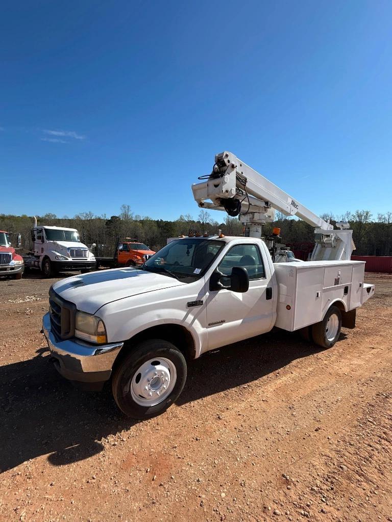 Image of Ford F-450 Primary image