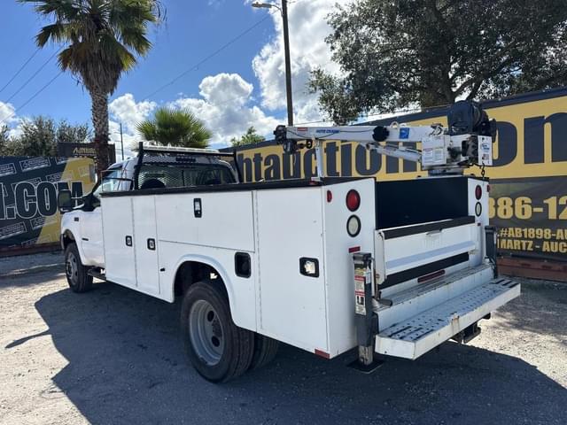 Image of Ford F-550 equipment image 1
