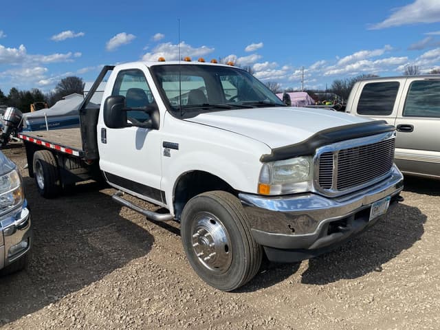 Image of Ford F-550 equipment image 2