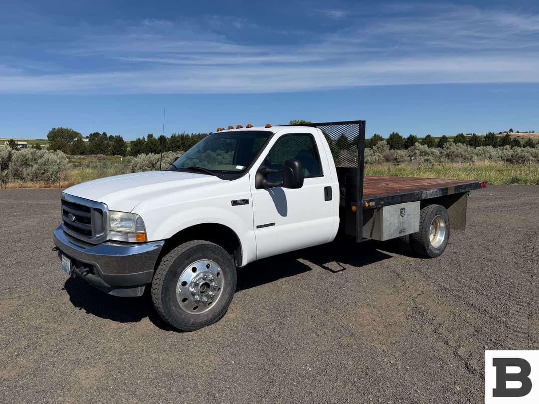 Image of Ford F-550 Primary image