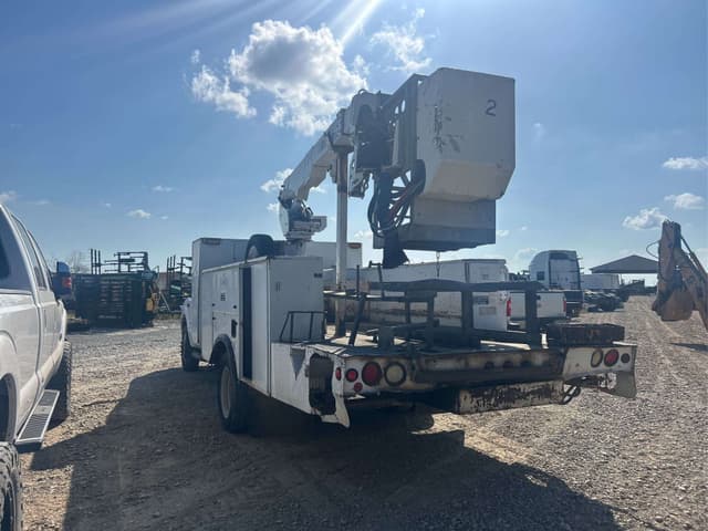 Image of Ford F-550 equipment image 1