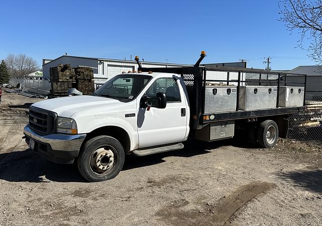 Image of Ford F-550 equipment image 1