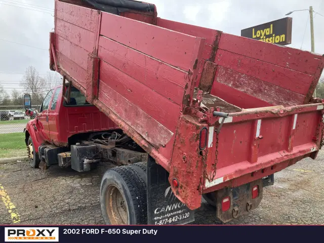 Image of Ford F-650 equipment image 1