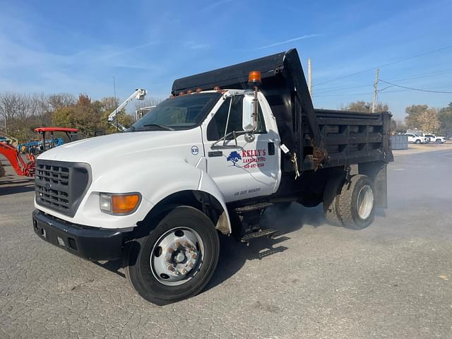 Image of Ford F-650 equipment image 1