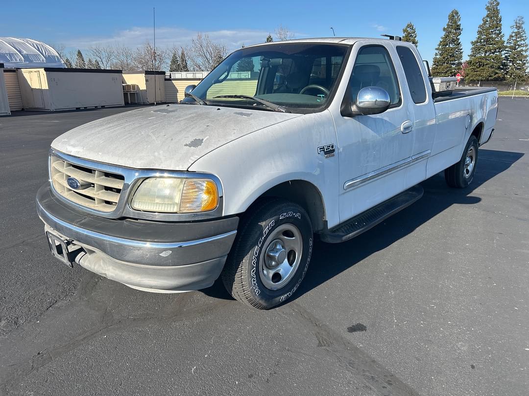 Image of Ford F-150 Primary image