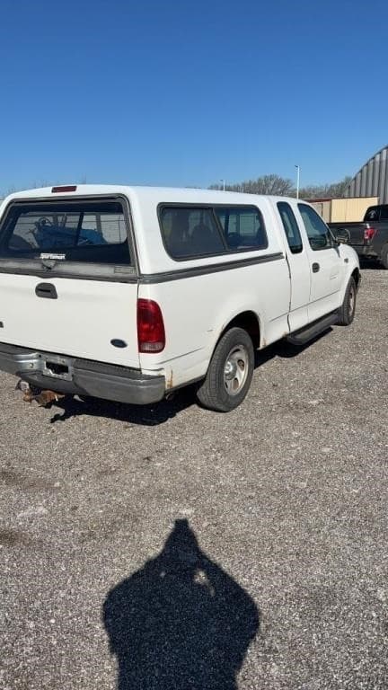 Image of Ford F-150 equipment image 2