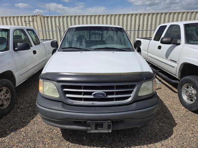 Image of Ford F-150 equipment image 2