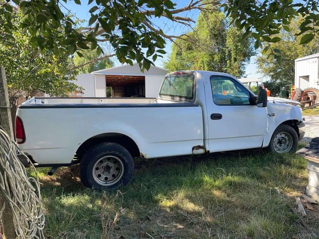 Image of Ford F-150 equipment image 4