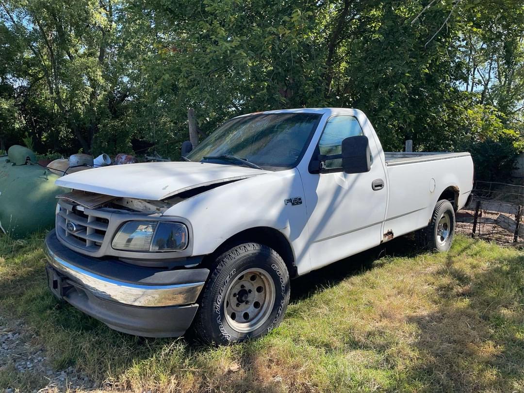 Image of Ford F-150 Primary image