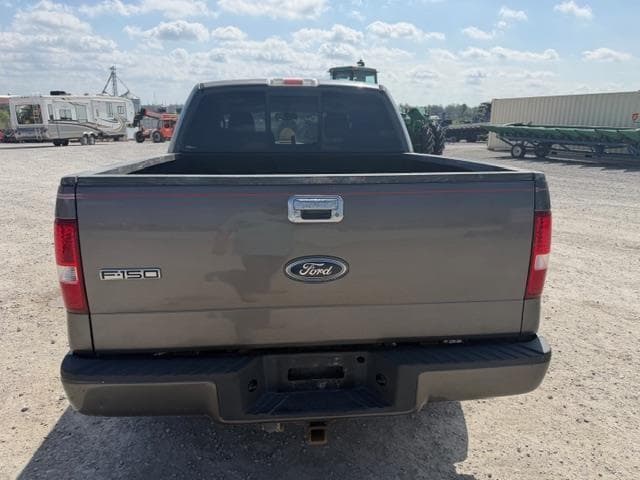 Image of Ford F-150 equipment image 4