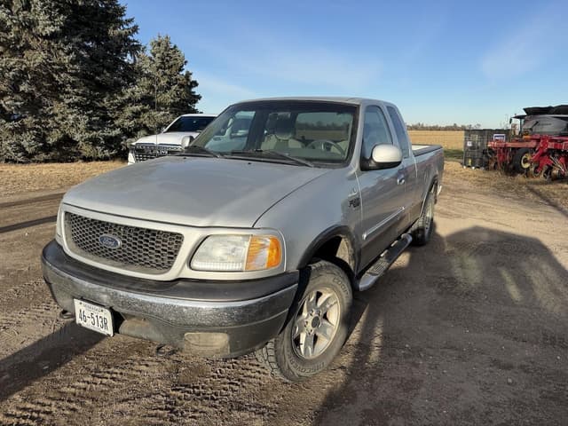Image of Ford F-150 equipment image 2