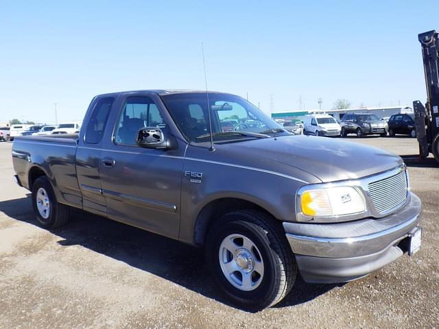 Image of Ford F-150 equipment image 1