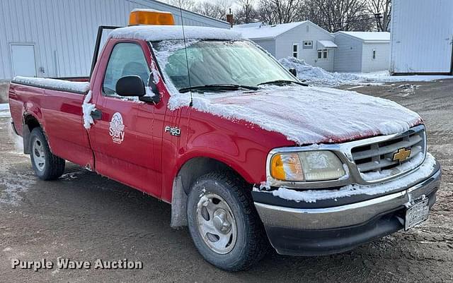 Image of Ford F-150 equipment image 2