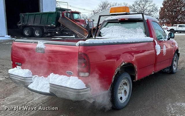 Image of Ford F-150 equipment image 4