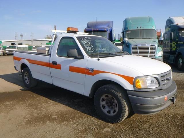 Image of Ford F-150 equipment image 1