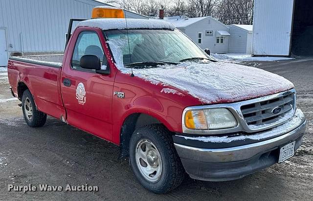 Image of Ford F-150 equipment image 2