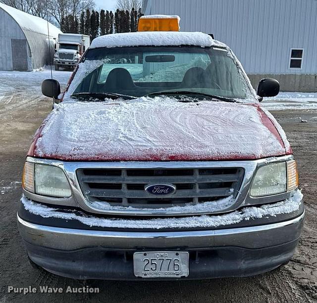 Image of Ford F-150 equipment image 1