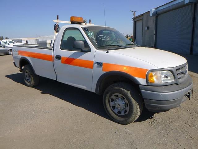 Image of Ford F-150 equipment image 1