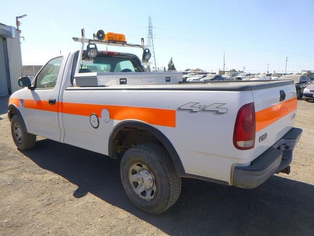 Image of Ford F-150 equipment image 3