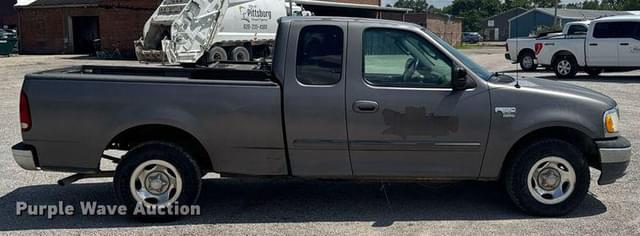 Image of Ford F-150 equipment image 3