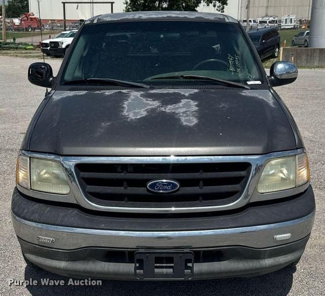Image of Ford F-150 equipment image 1