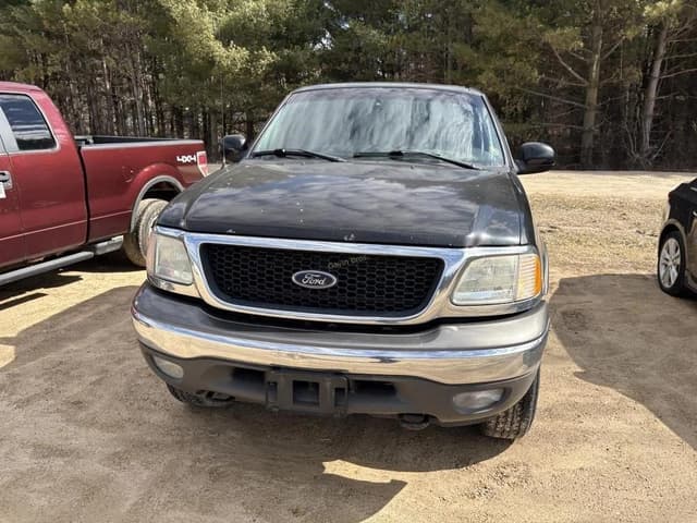 Image of Ford F-150 equipment image 1