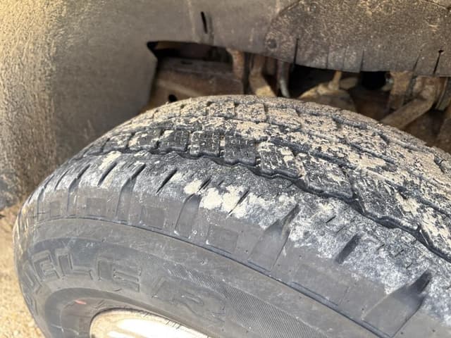 Image of Ford F-150 equipment image 3