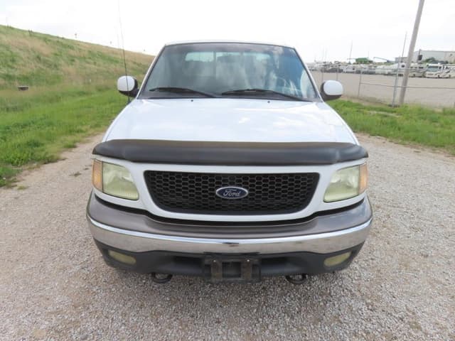 Image of Ford F-150 equipment image 2