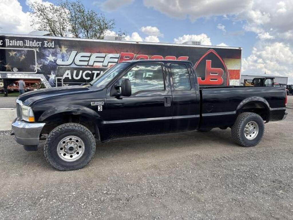 Image of Ford F-250 Primary image