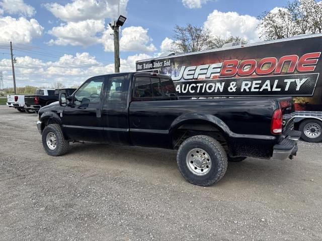 Image of Ford F-250 equipment image 1