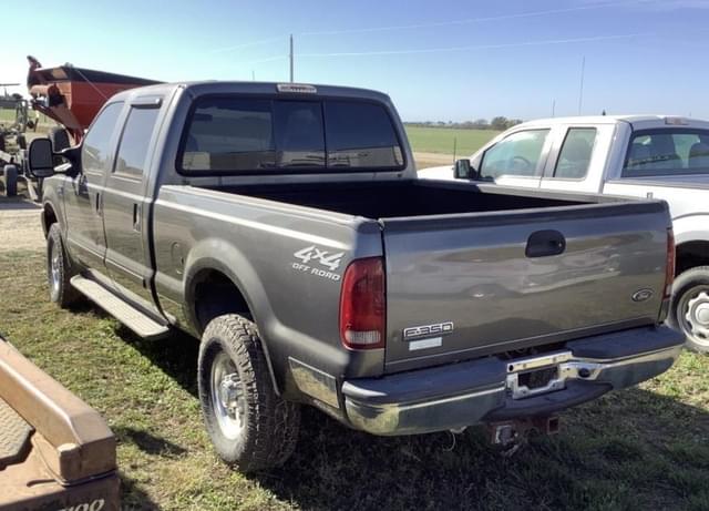 Image of Ford F-250 equipment image 2