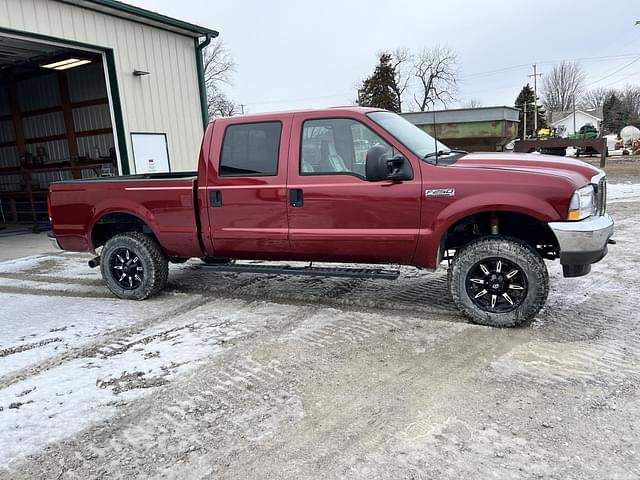 Image of Ford F-250 equipment image 1