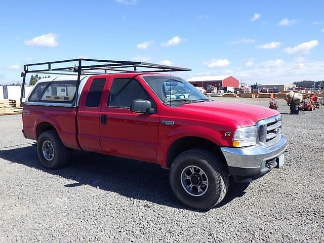 Image of Ford F-250 equipment image 1