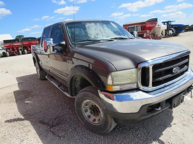 Image of Ford F-250 equipment image 2