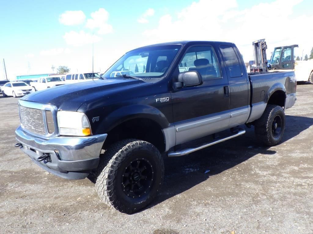 2002 Ford F-250 Equipment Image0