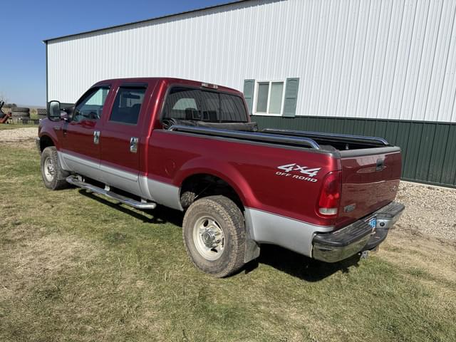 Image of Ford F-250 equipment image 3