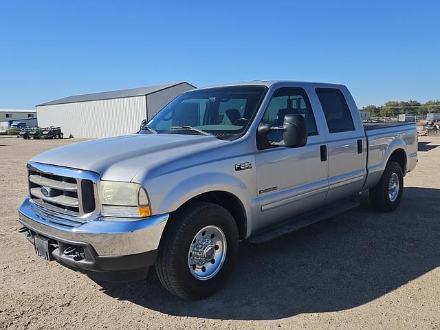 Image of Ford F-250 equipment image 2