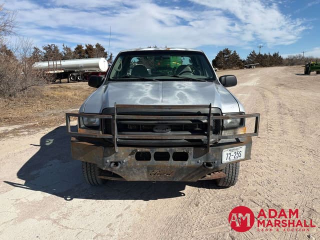 Image of Ford F-250 equipment image 2