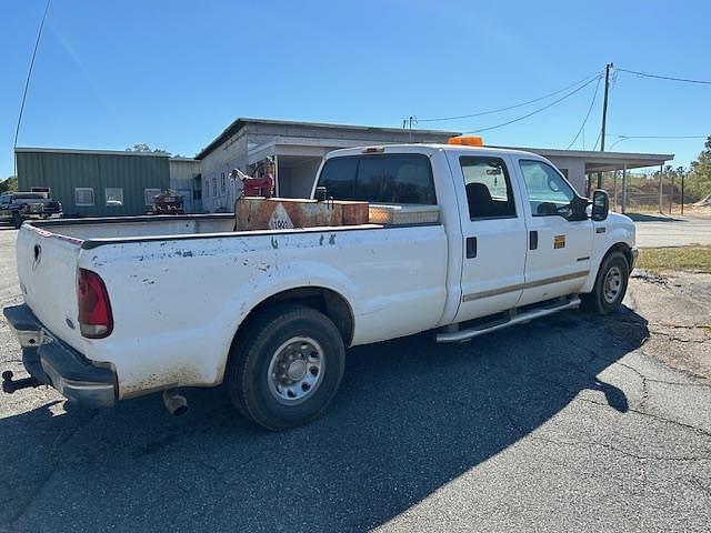 Image of Ford F-250 equipment image 3