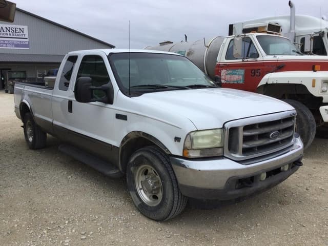 Image of Ford F-250 equipment image 1