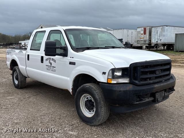 Image of Ford F-250 equipment image 2