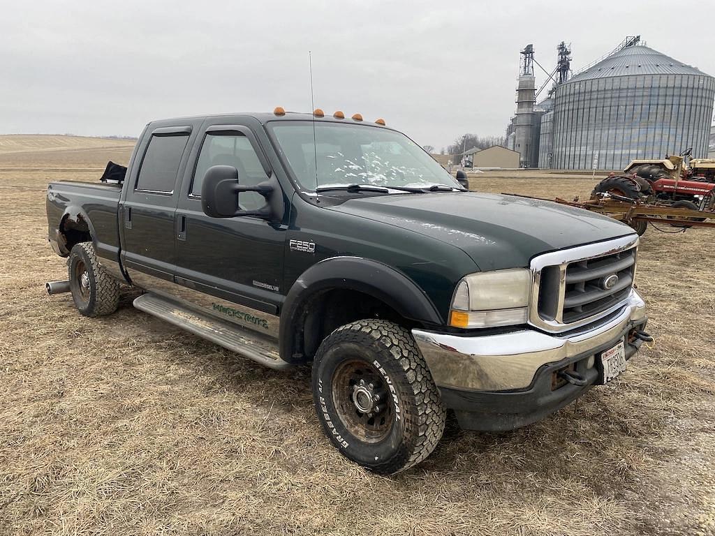 Image of Ford F-250 Primary image