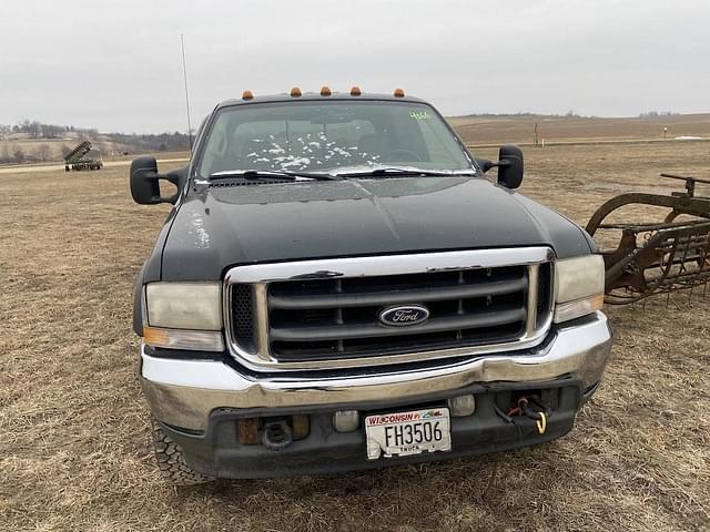 Image of Ford F-250 equipment image 1