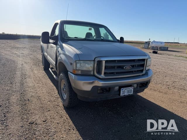 Image of Ford F-250 equipment image 3